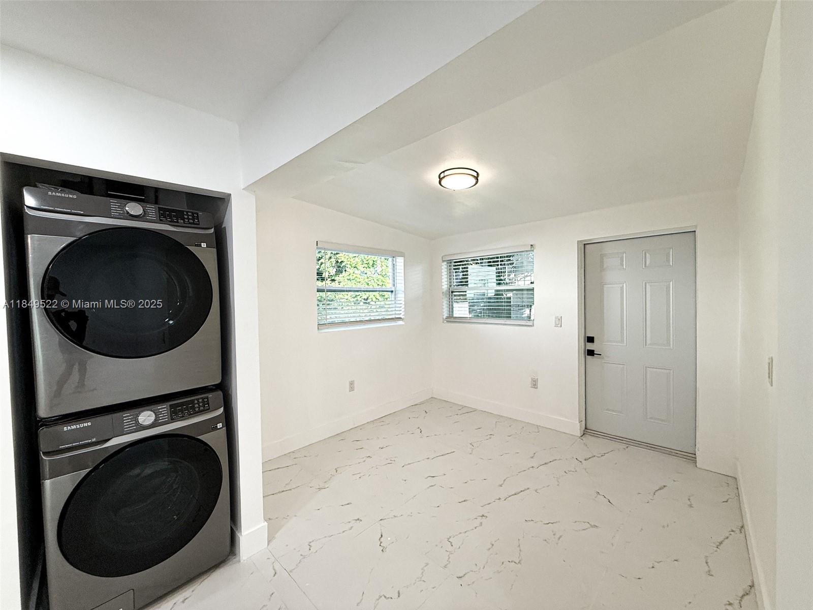SANTA CLARA SUB - Residential Lease