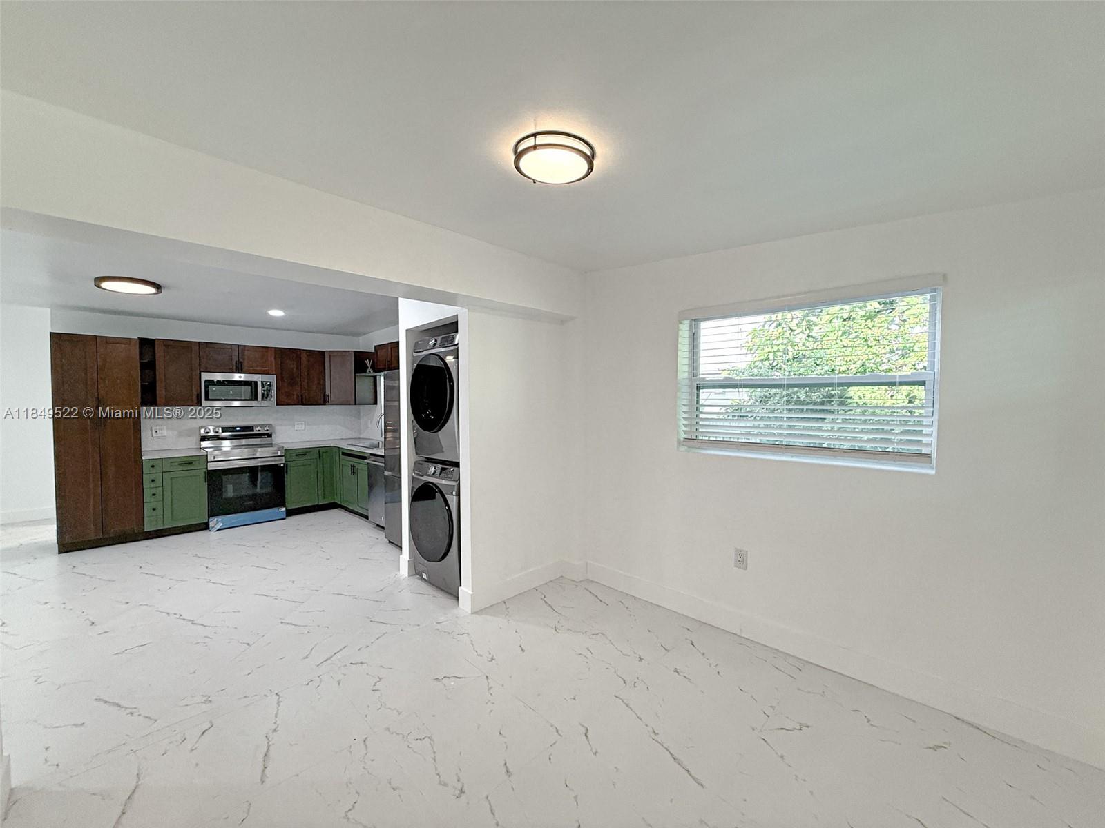 SANTA CLARA SUB - Residential Lease