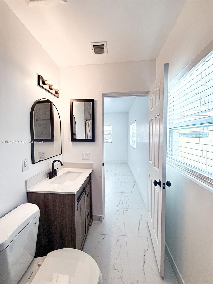SANTA CLARA SUB - Residential Lease