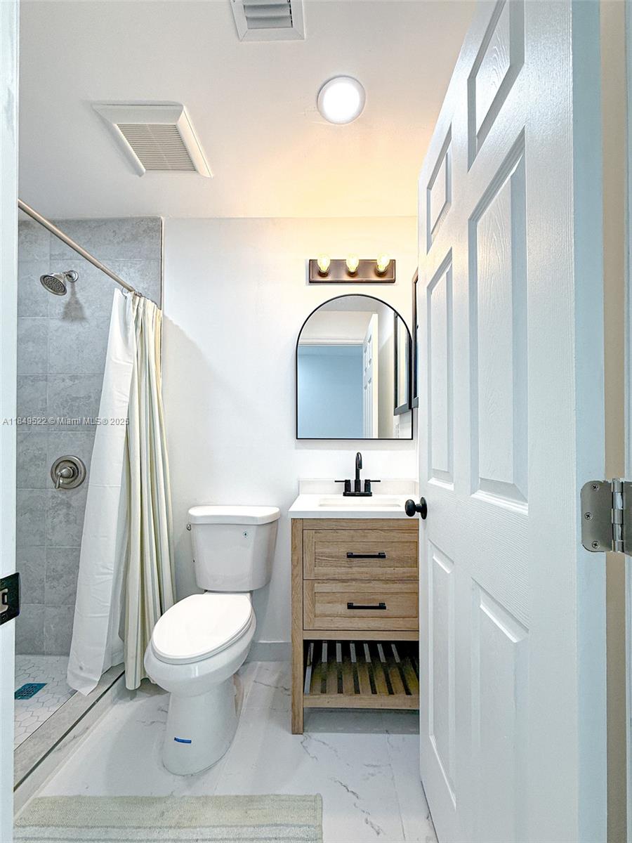 SANTA CLARA SUB - Residential Lease