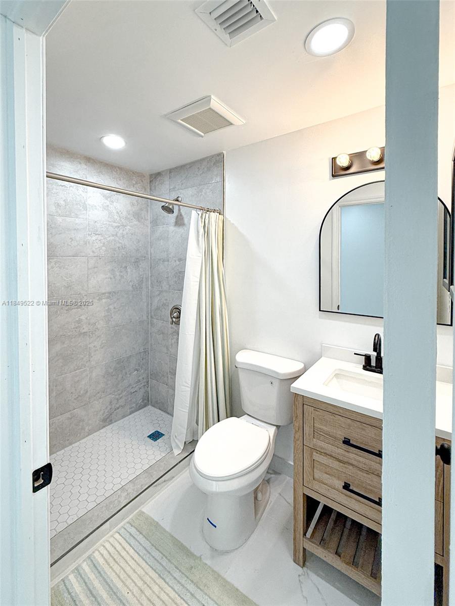 SANTA CLARA SUB - Residential Lease