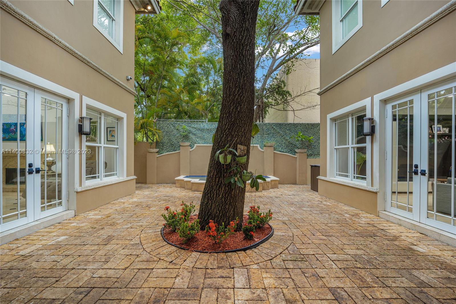 BISCAYNE PARK TERR - Residential