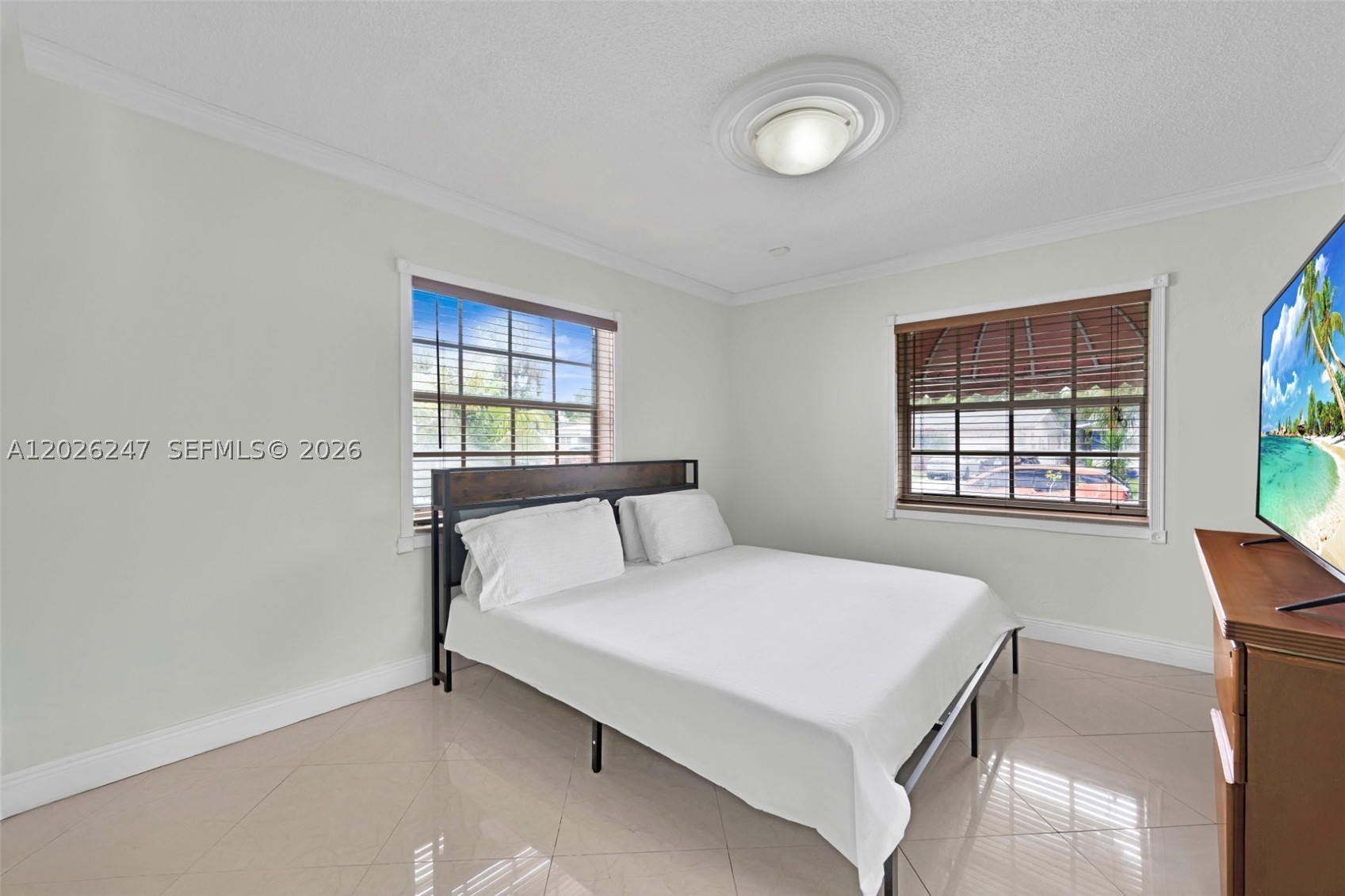 SOUTH HOLLYWOOD AMD PLAT - Residential Lease