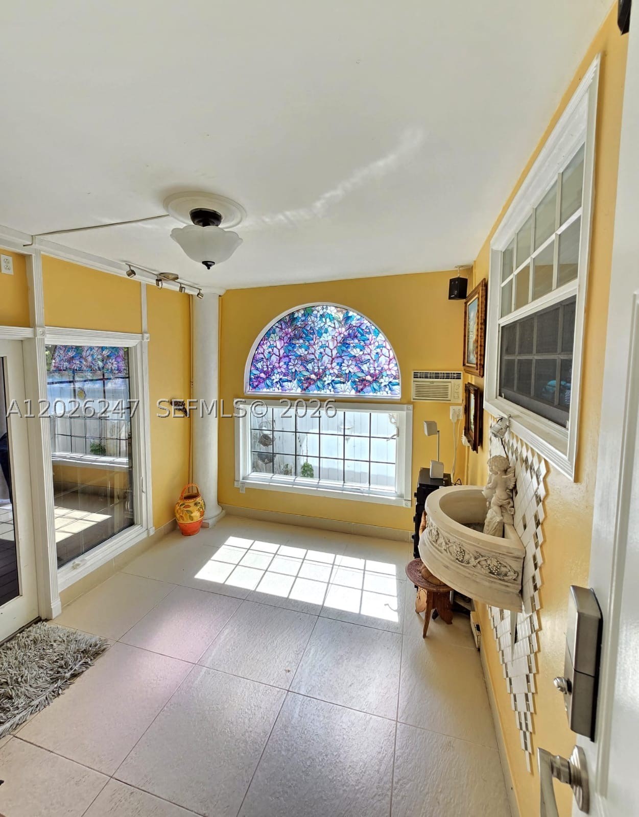 SOUTH HOLLYWOOD AMD PLAT - Residential Lease