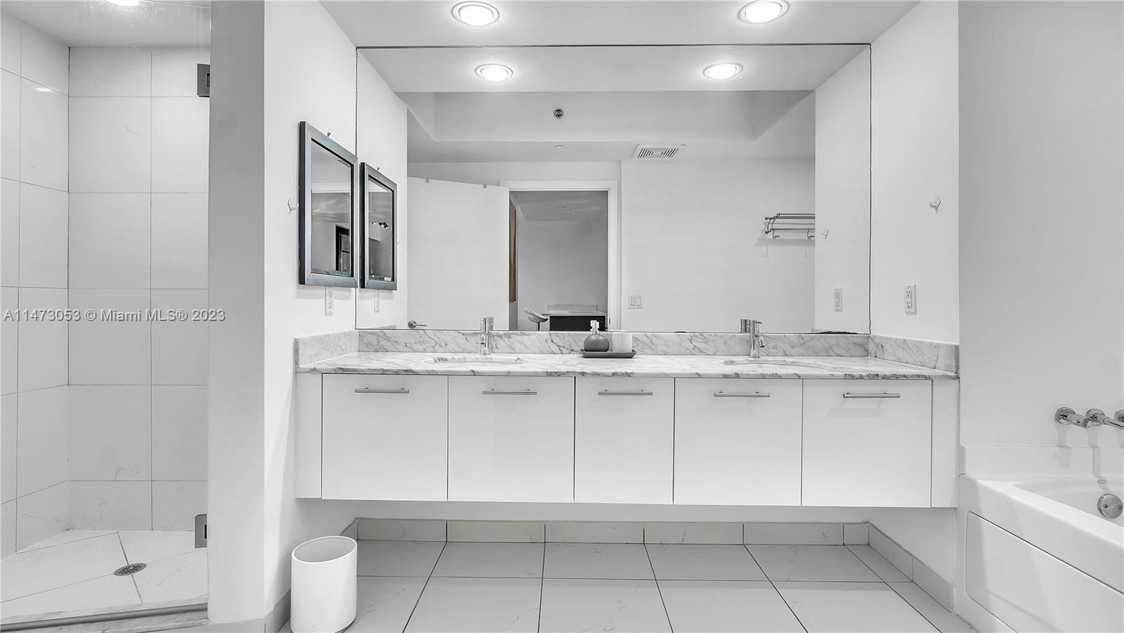500 BRICKELL WEST CONDO - Residential Lease
