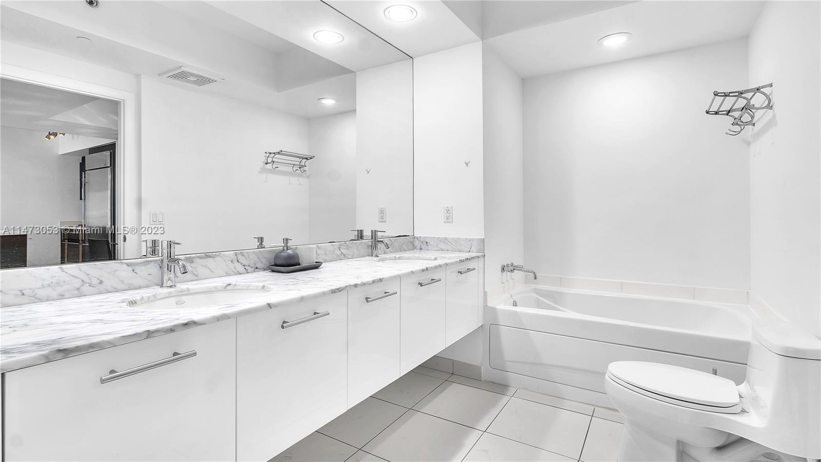 500 BRICKELL WEST CONDO - Residential Lease