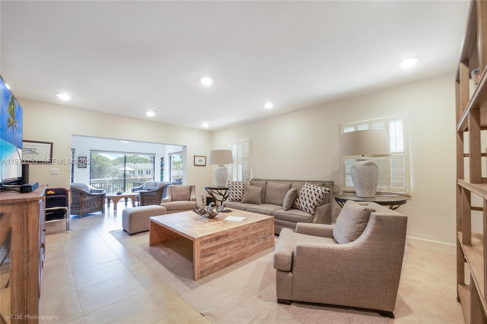 SOUTH BRICK CONDO - Residential
