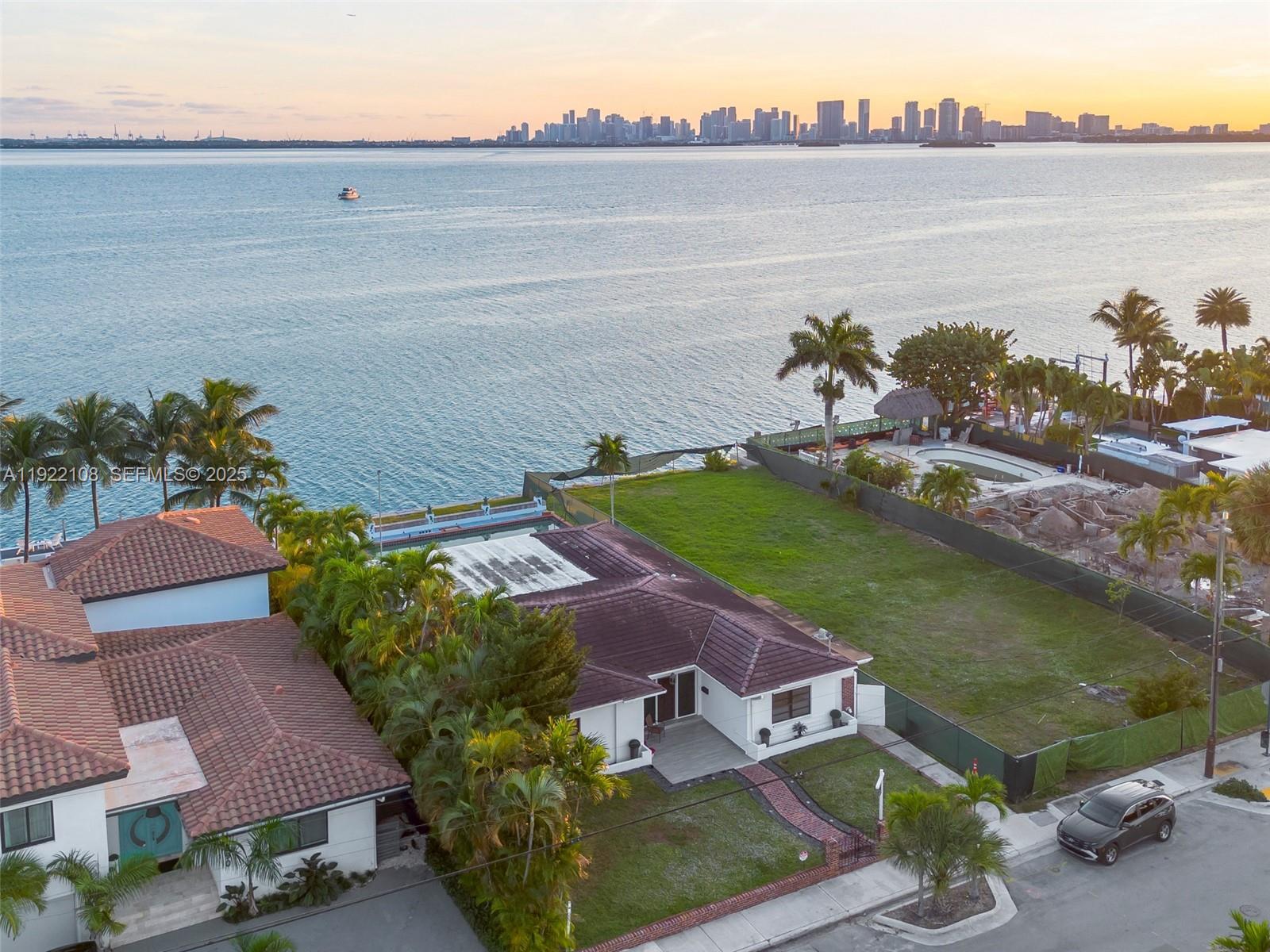 TREASURE ISLAND - Residential