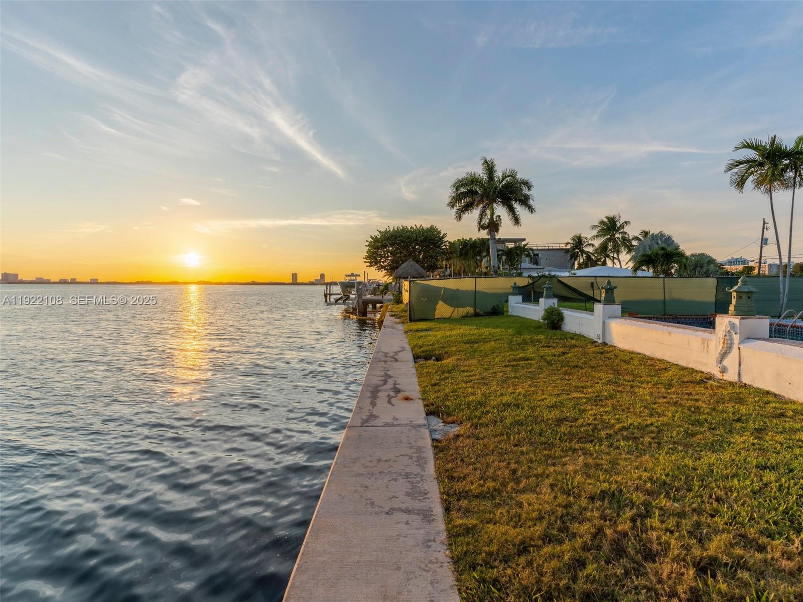TREASURE ISLAND - Residential