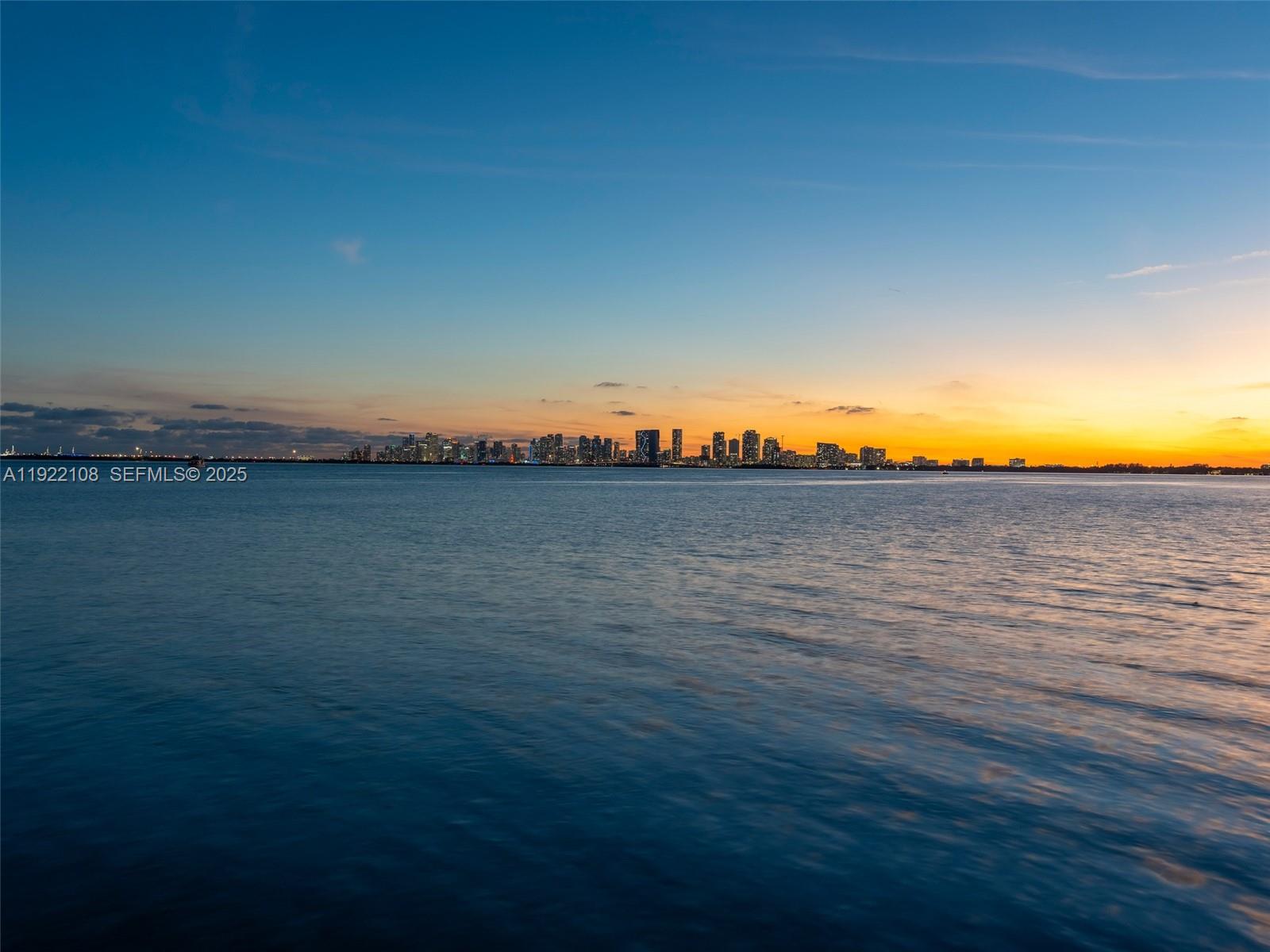 TREASURE ISLAND - Residential
