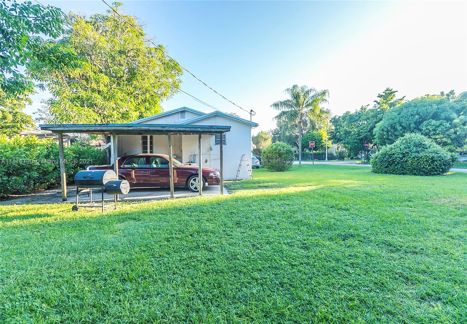 MAC FARLANE HOMESTEAD - Residential