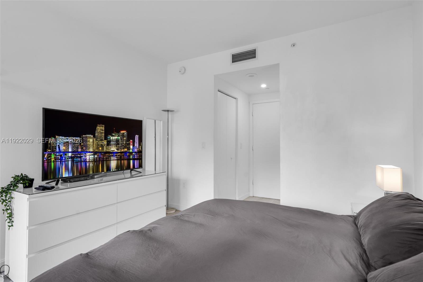 BRICKELL HEIGHTS WEST CON - Residential