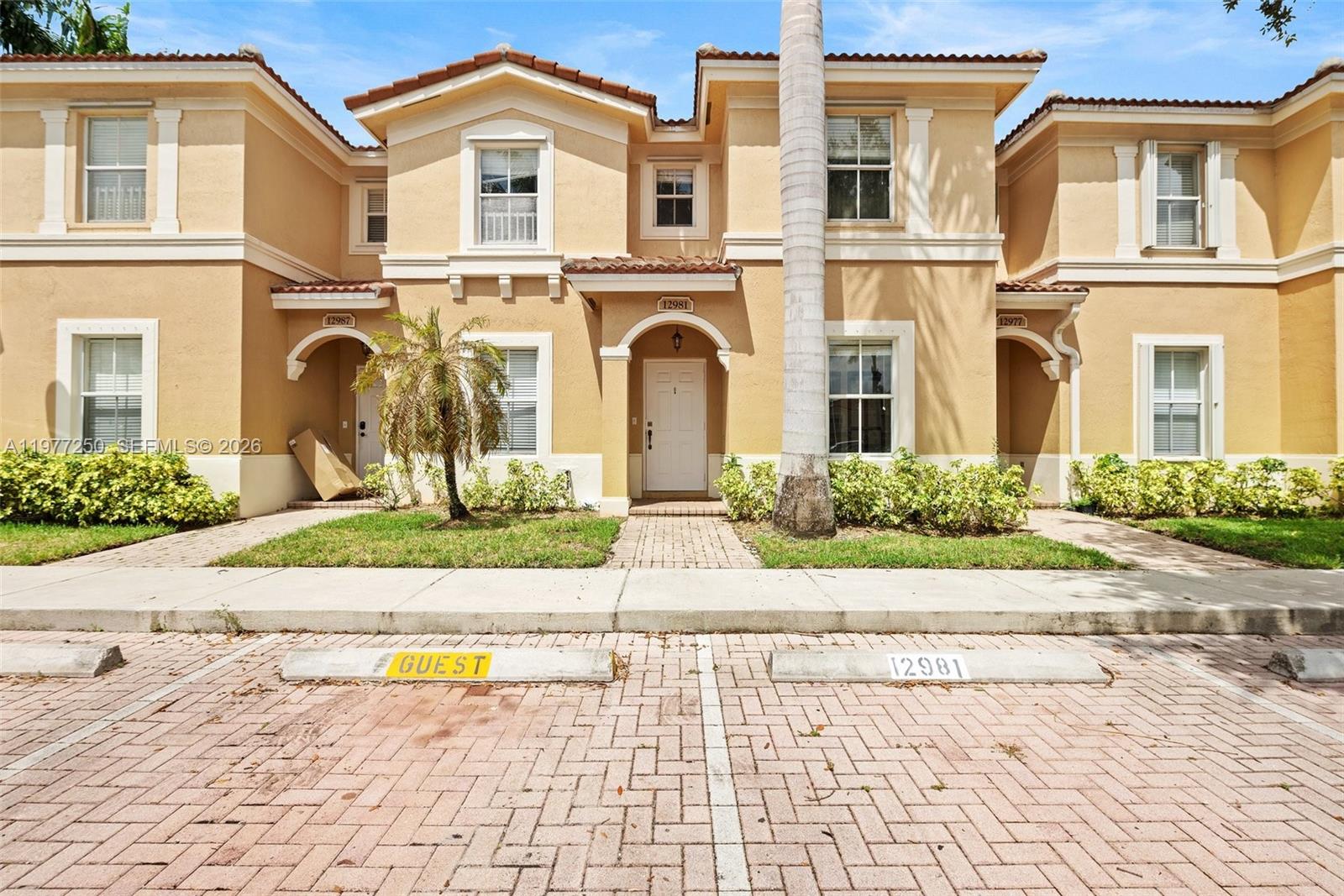 MELROSE POINT CONDO - Residential