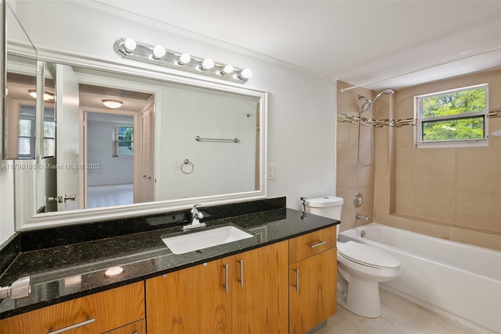 LAS VISTAS AT DORAL CONDO - Residential Lease