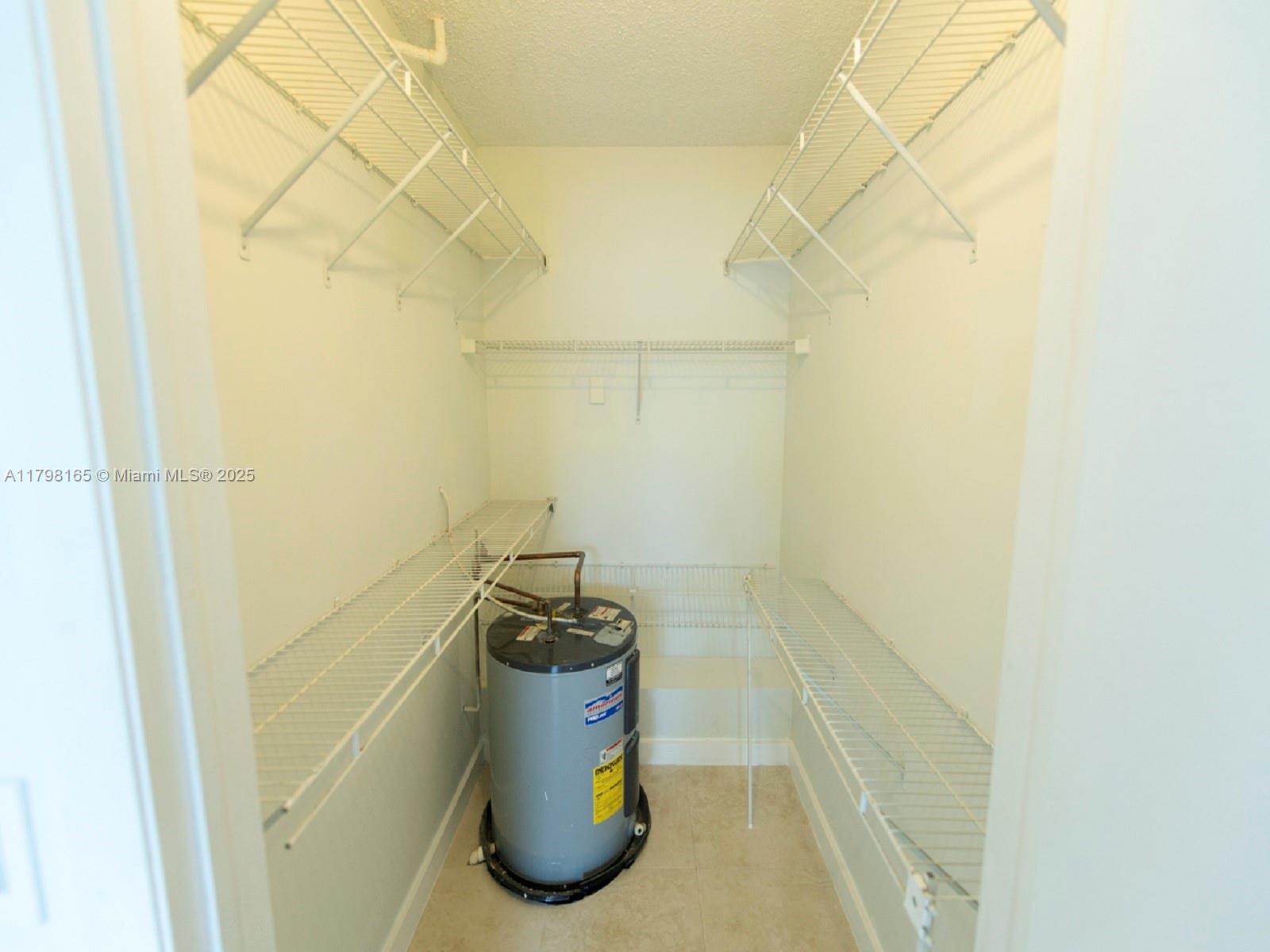 LAS VISTAS AT DORAL CONDO - Residential Lease