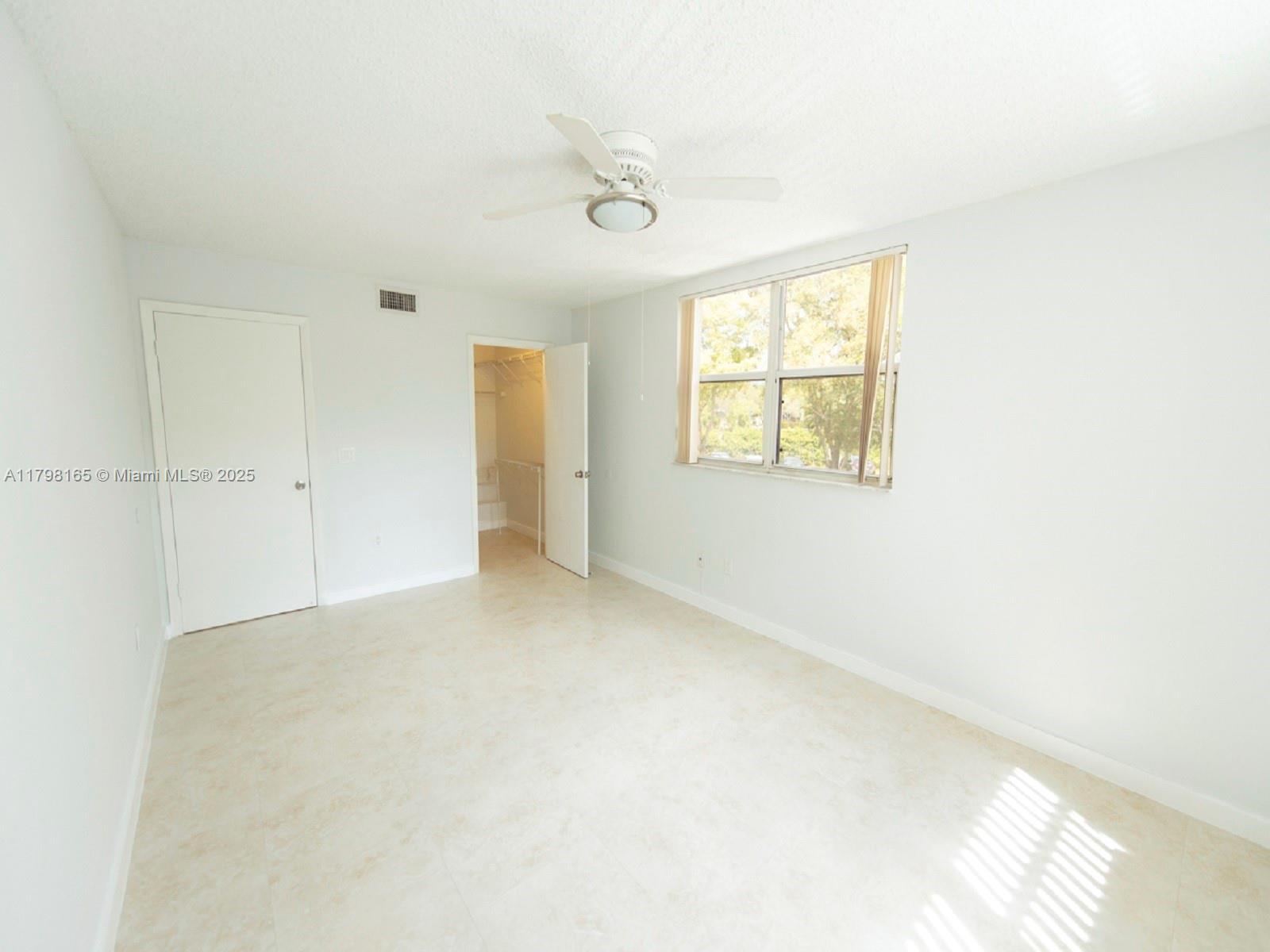 LAS VISTAS AT DORAL CONDO - Residential Lease