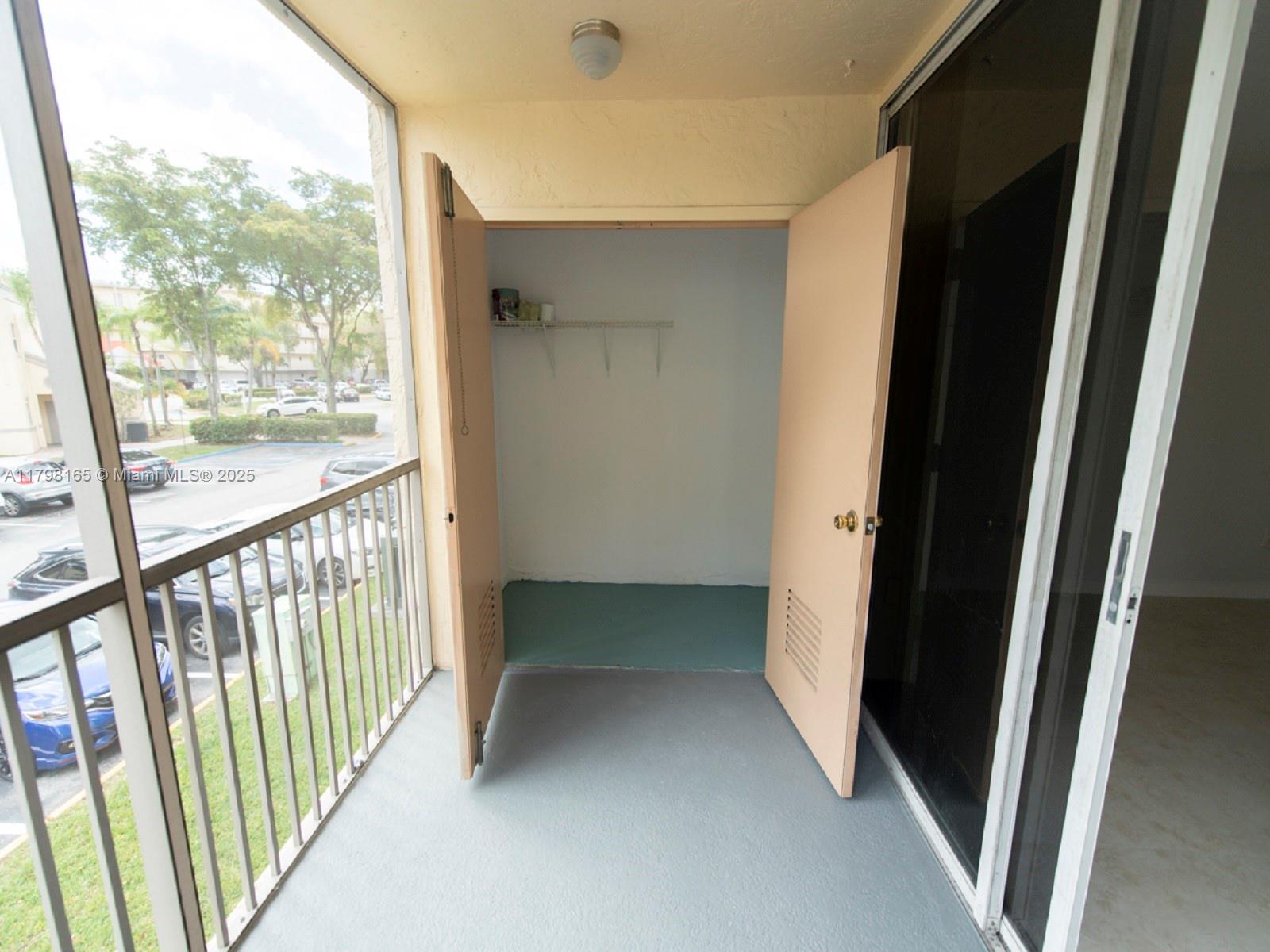 LAS VISTAS AT DORAL CONDO - Residential Lease