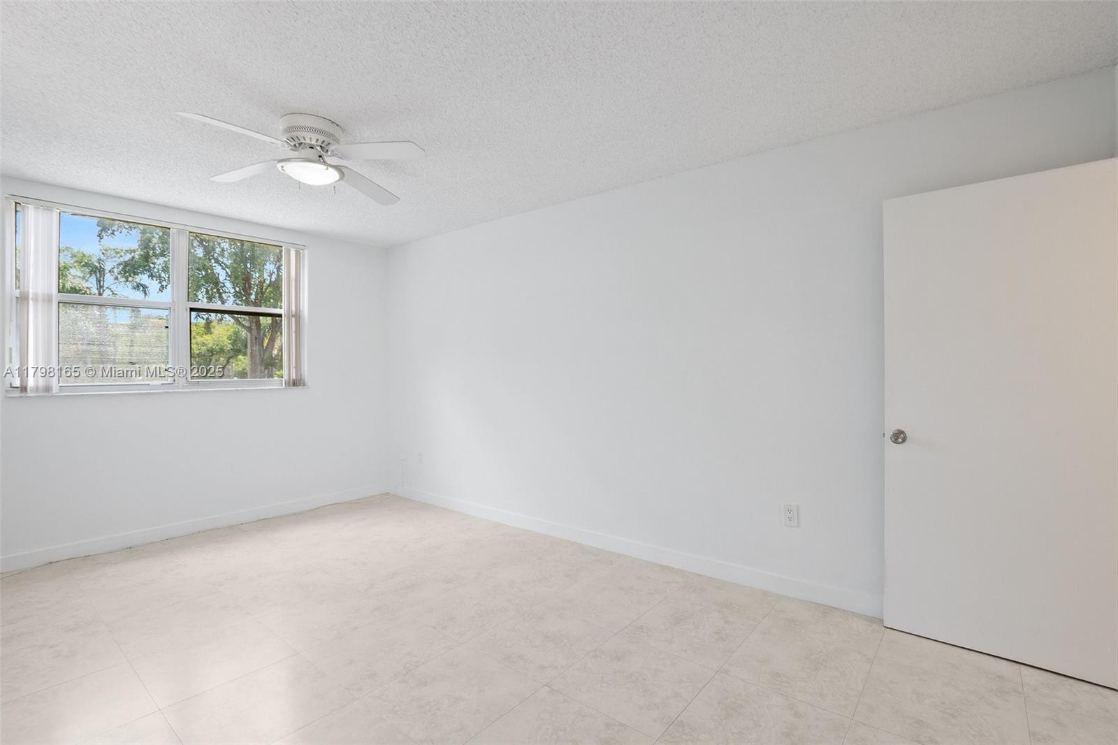 LAS VISTAS AT DORAL CONDO - Residential Lease