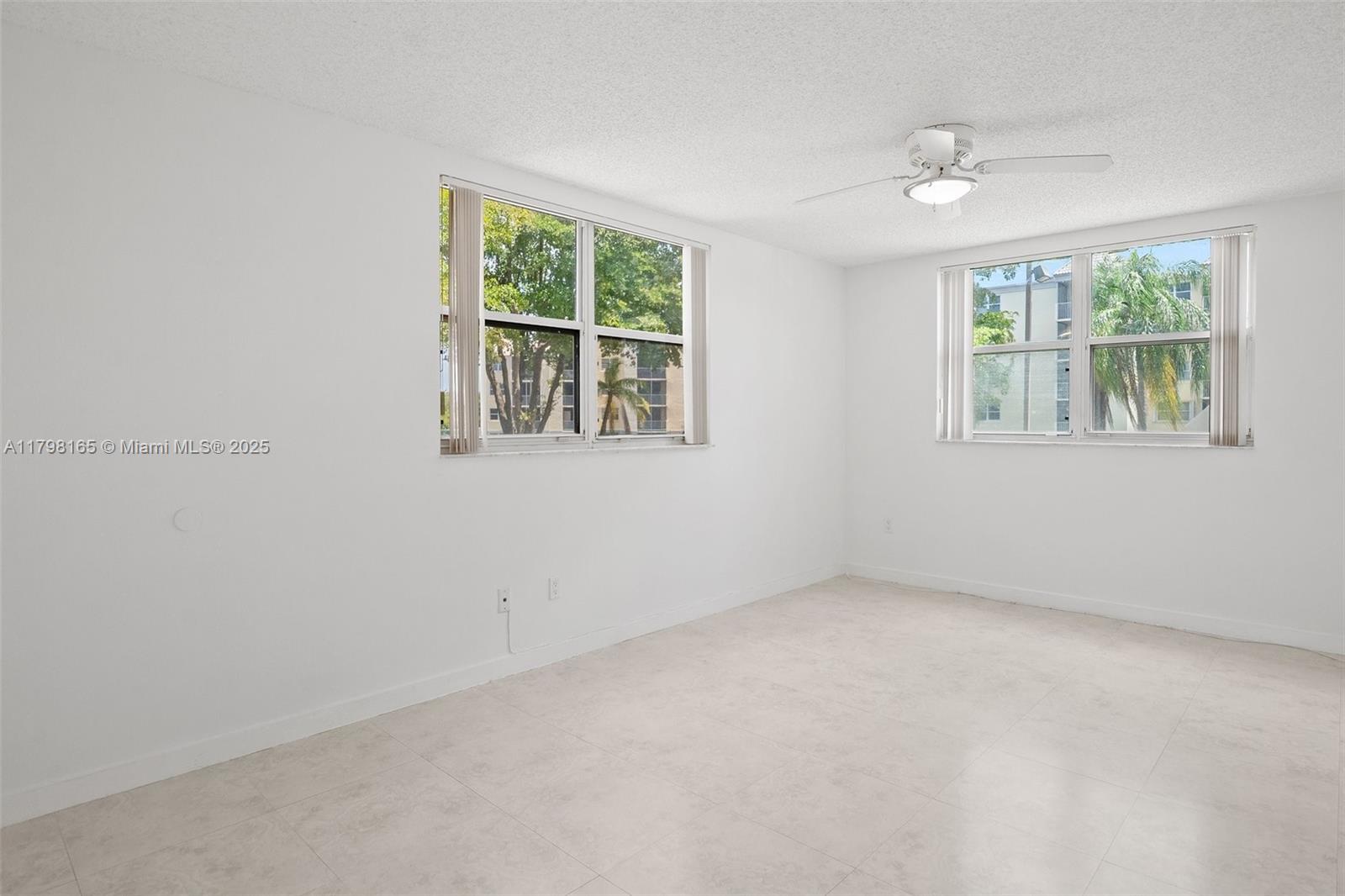 LAS VISTAS AT DORAL CONDO - Residential Lease