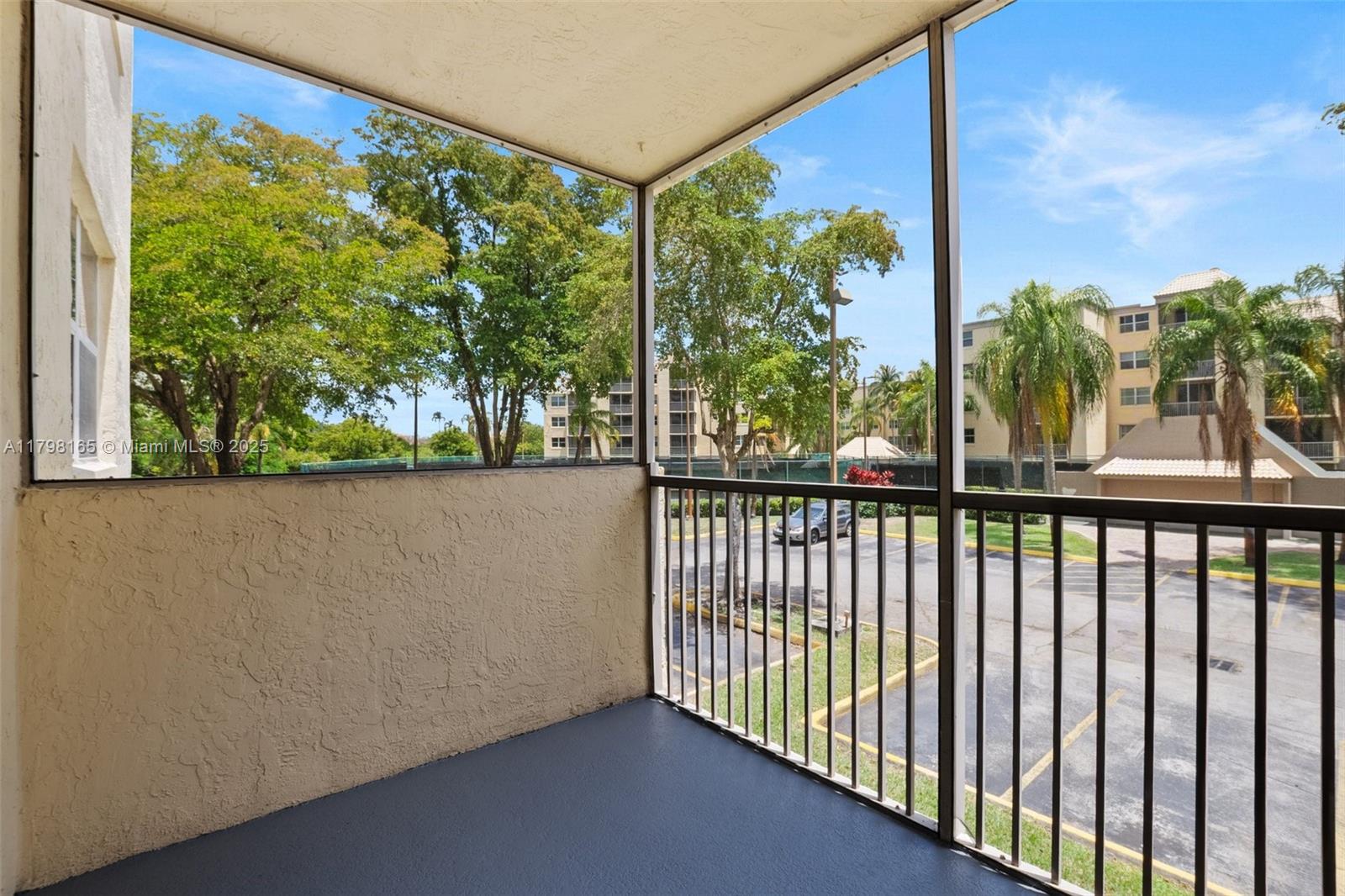 LAS VISTAS AT DORAL CONDO - Residential Lease