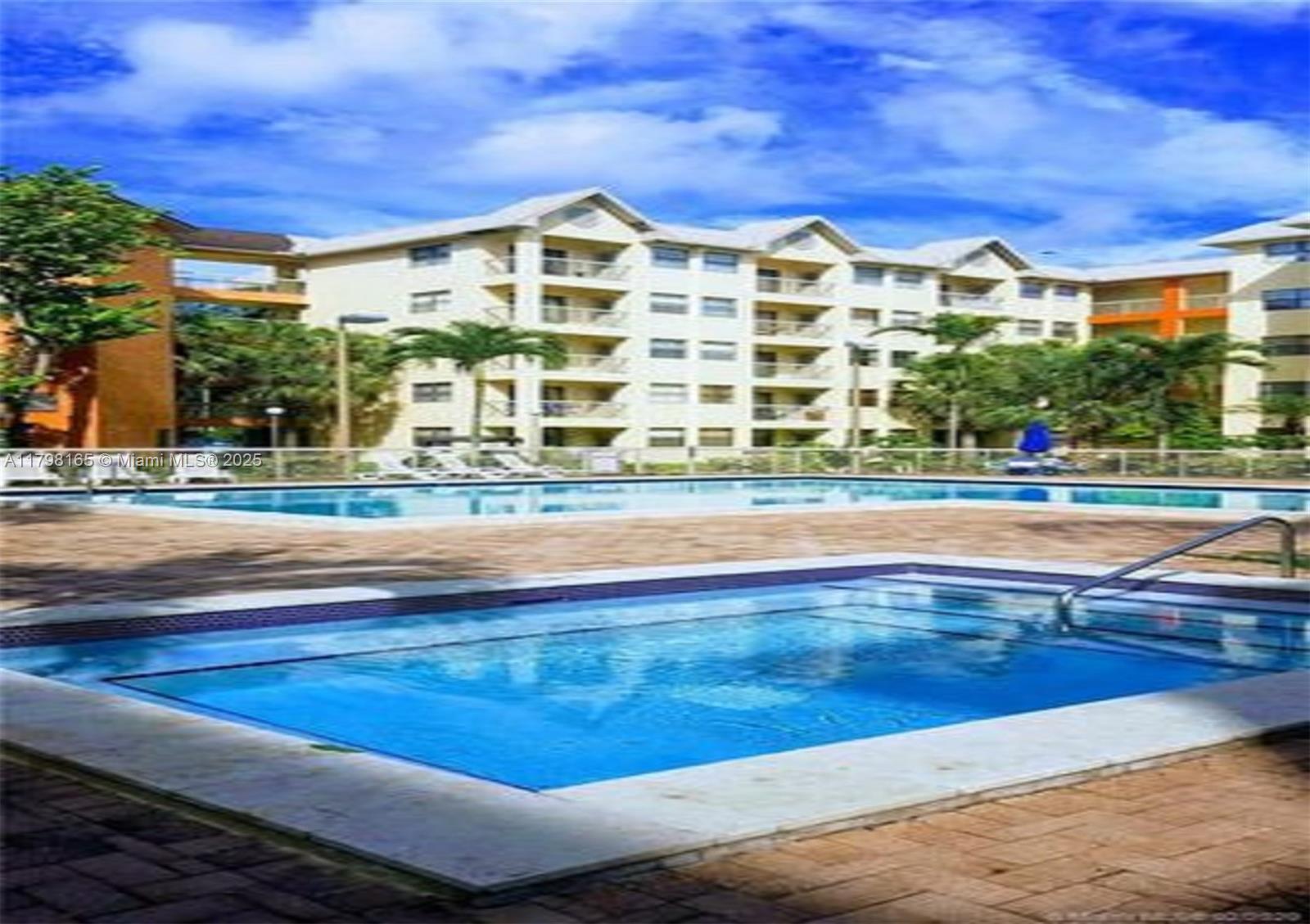 Fully remodeled condo at Las Vistas, modern wood kitchen cabinetry, granite counter-tops, stainless steel appliance, fully renovated bathroom, open Living/Dining space, washer and dyer inside the unit. Ceramic floor through-out the apartment. Huge master bedroom with walk in closet, screened balcony with extra storage space, tennis court view. Great amenities such as 4 Pools, Jacuzzi, Gym, Tennis Courts, Racket Ball, Business Center and Club House. Access to Doral Trolley, a free service of the city. Walking distance to Down-Town Doral, close to Palmetto Highway and to Miami Airport.