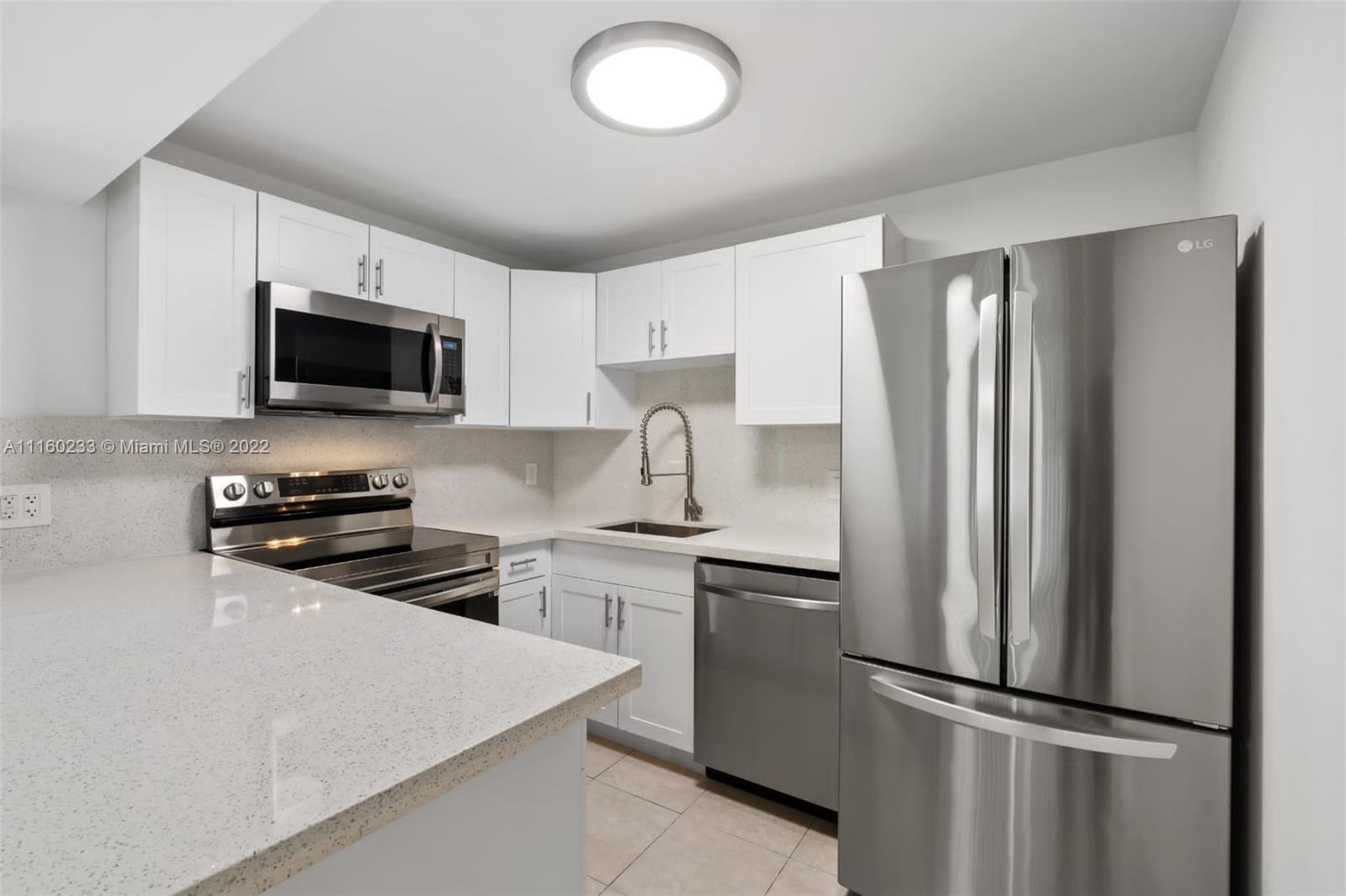 LAS VISTAS AT DORAL CONDO - Residential