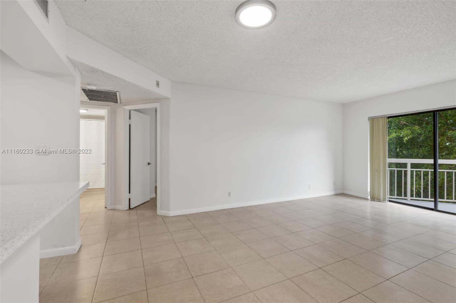LAS VISTAS AT DORAL CONDO - Residential