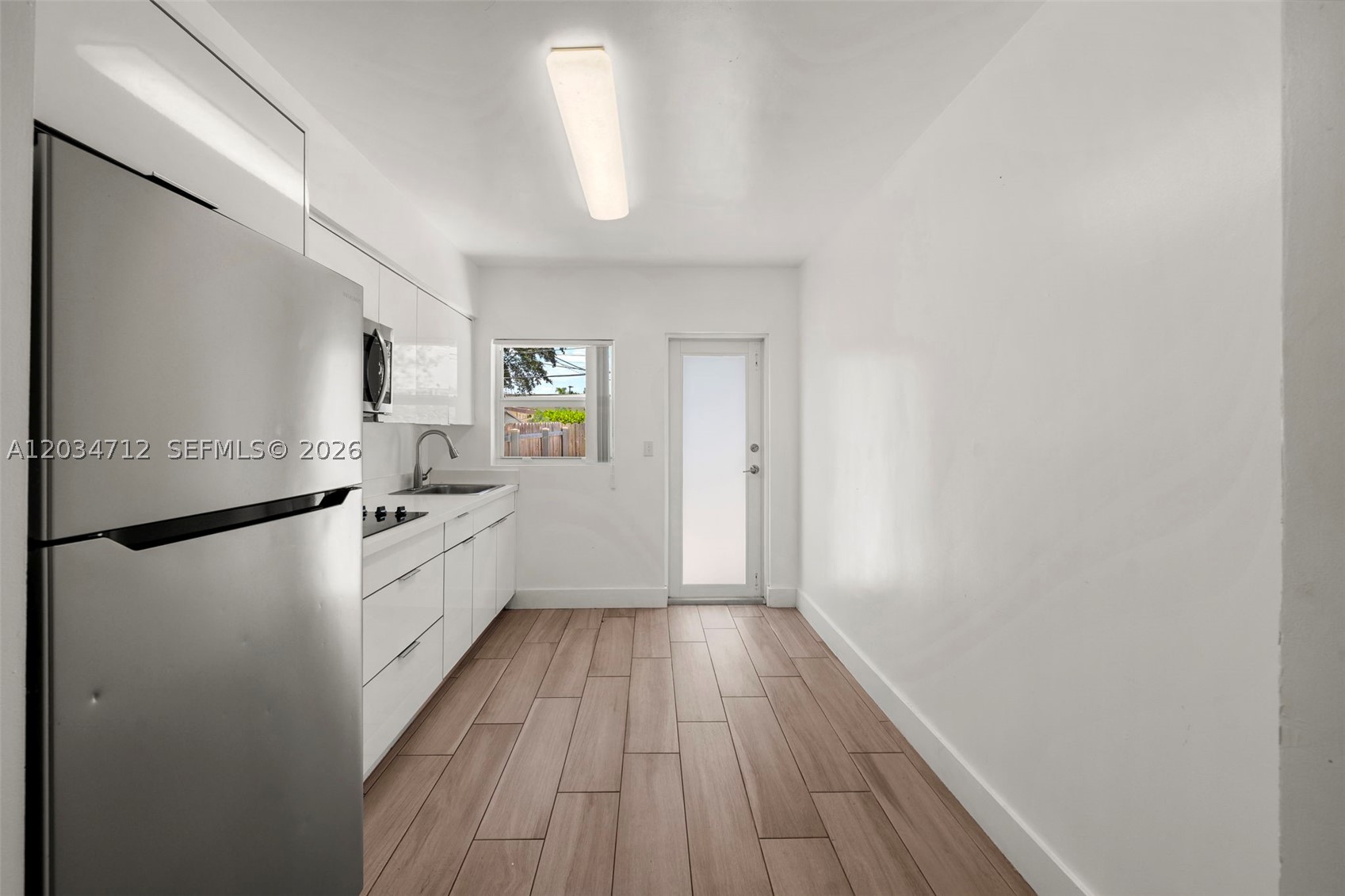 WEST MIAMI SHORES SEC A - Residential Lease