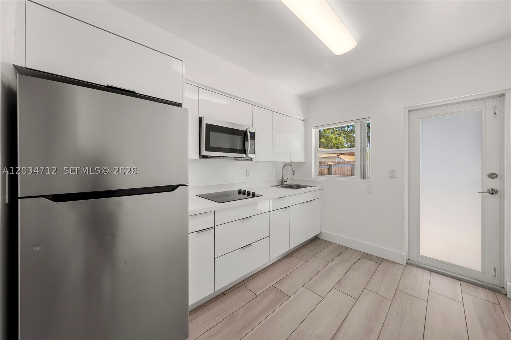 WEST MIAMI SHORES SEC A - Residential Lease