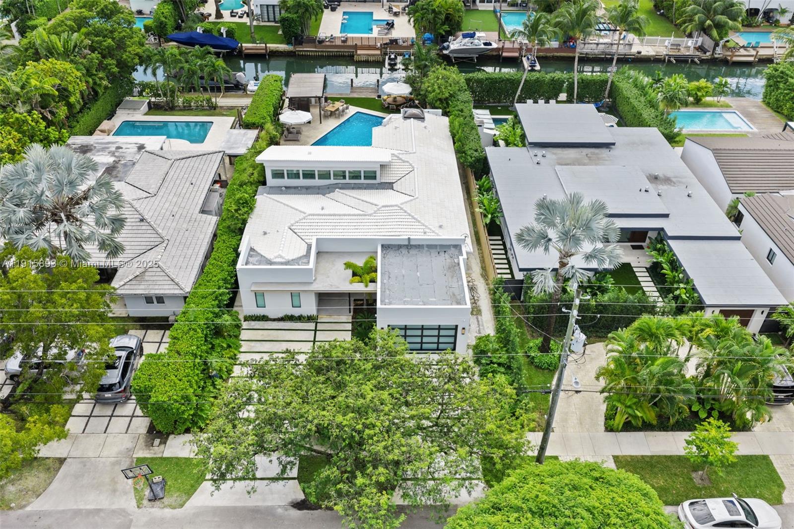 BISCAYNE POINT - Residential
