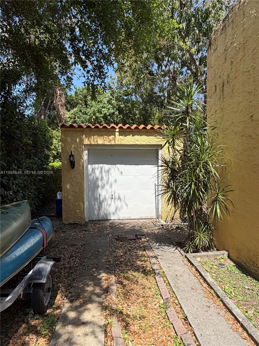 CORAL GABLES GRANADA SEC - Residential