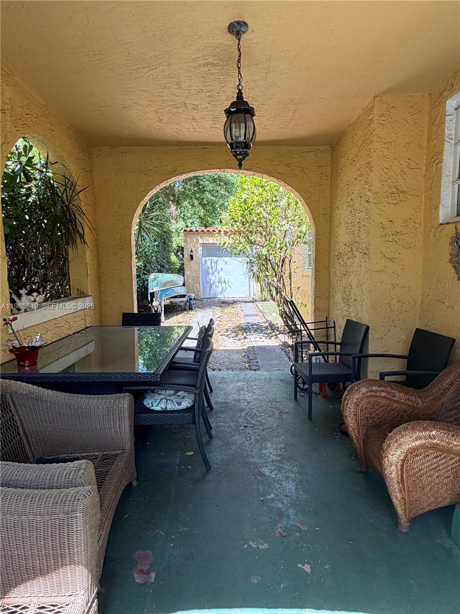 CORAL GABLES GRANADA SEC - Residential