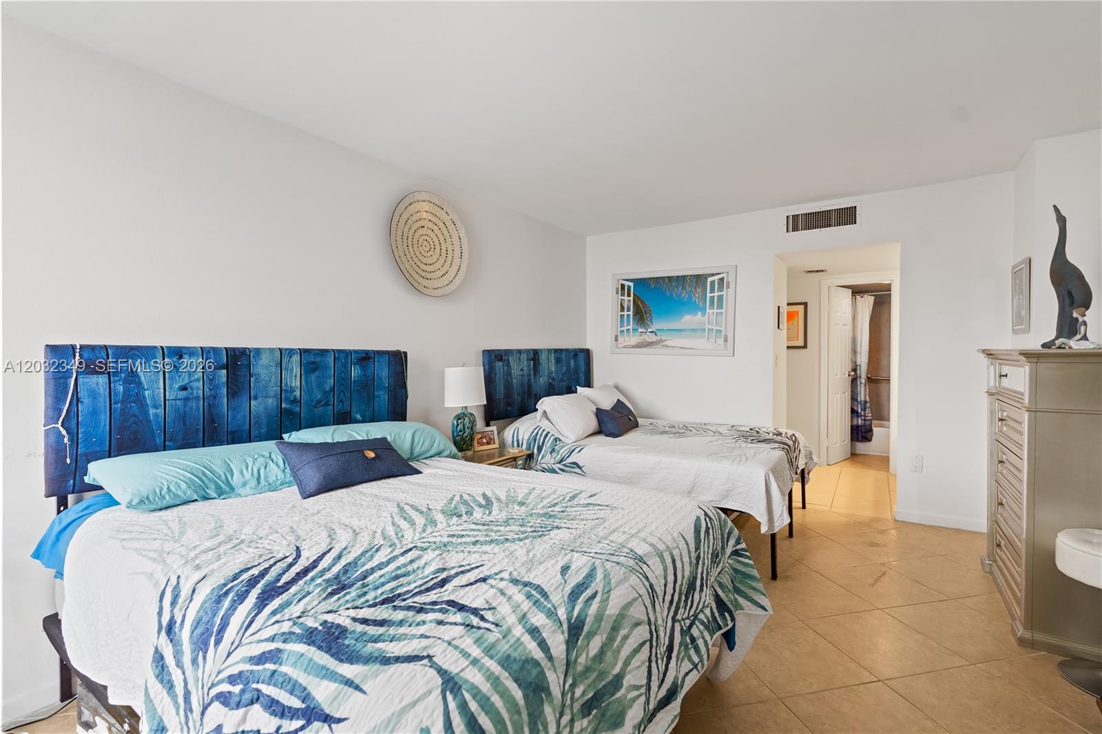 AVENTURA ELDORADO CONDO - Residential