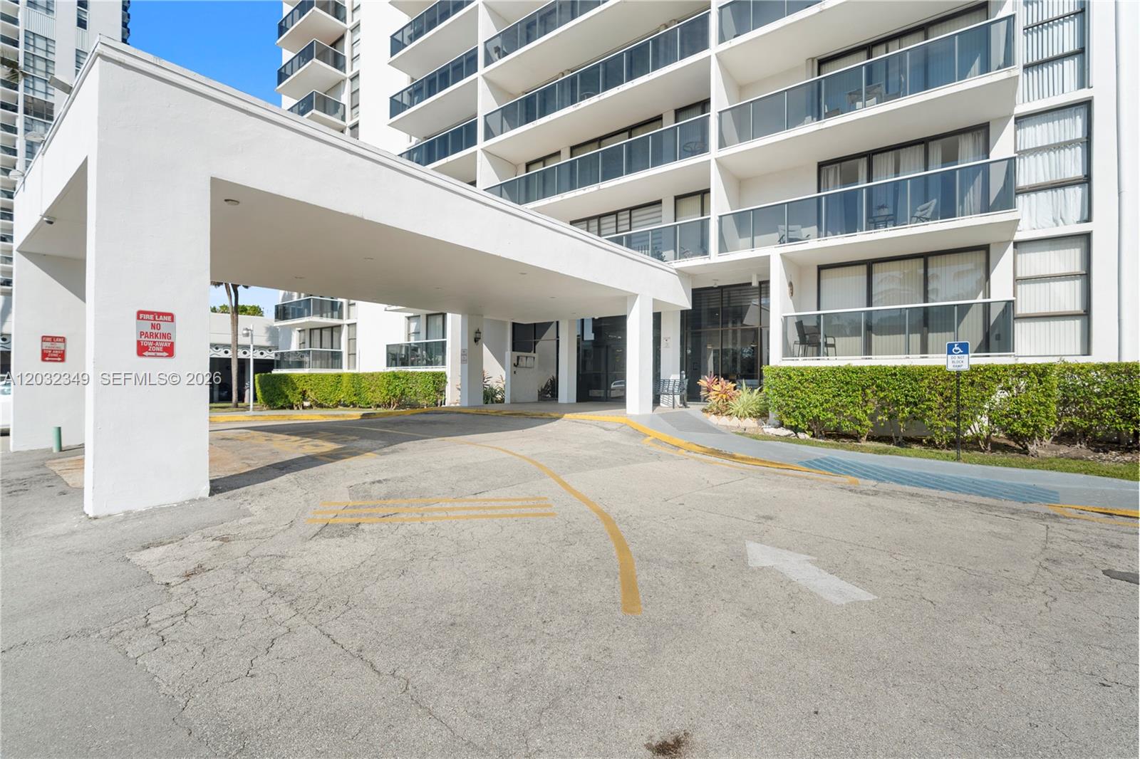 AVENTURA ELDORADO CONDO - Residential