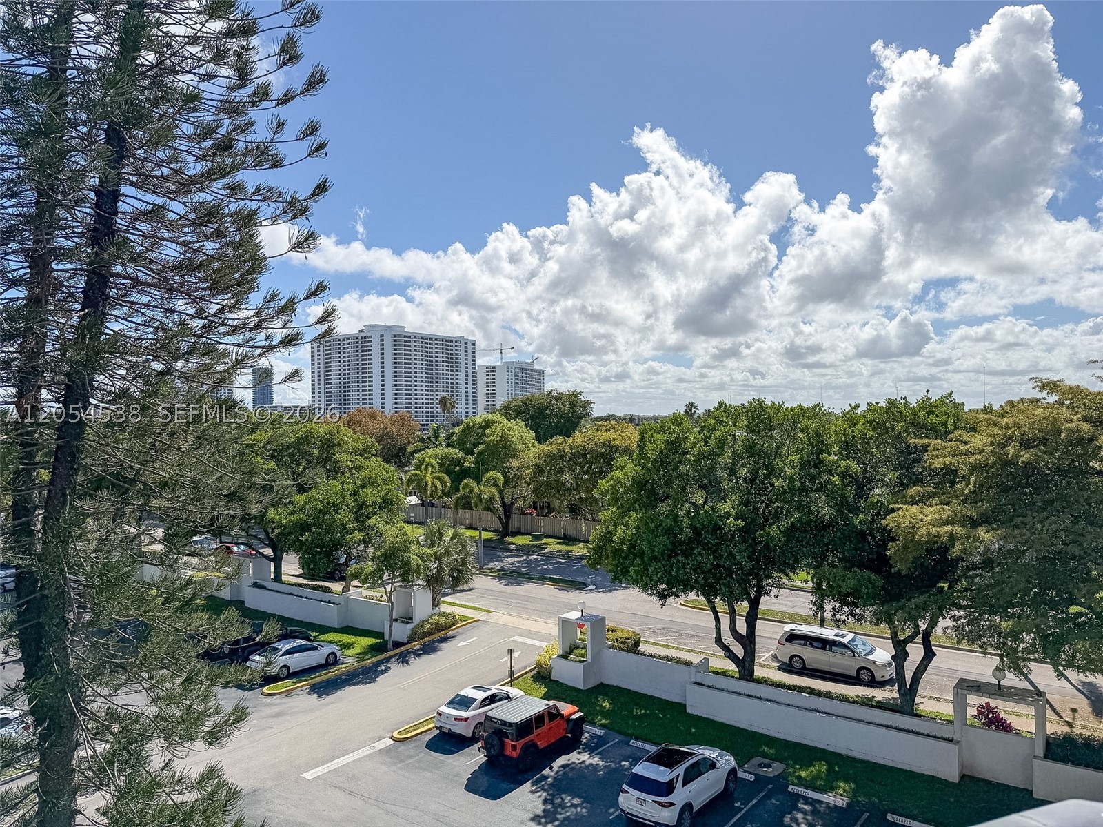 OCEANVIEW PARK CONDO - Residential Lease