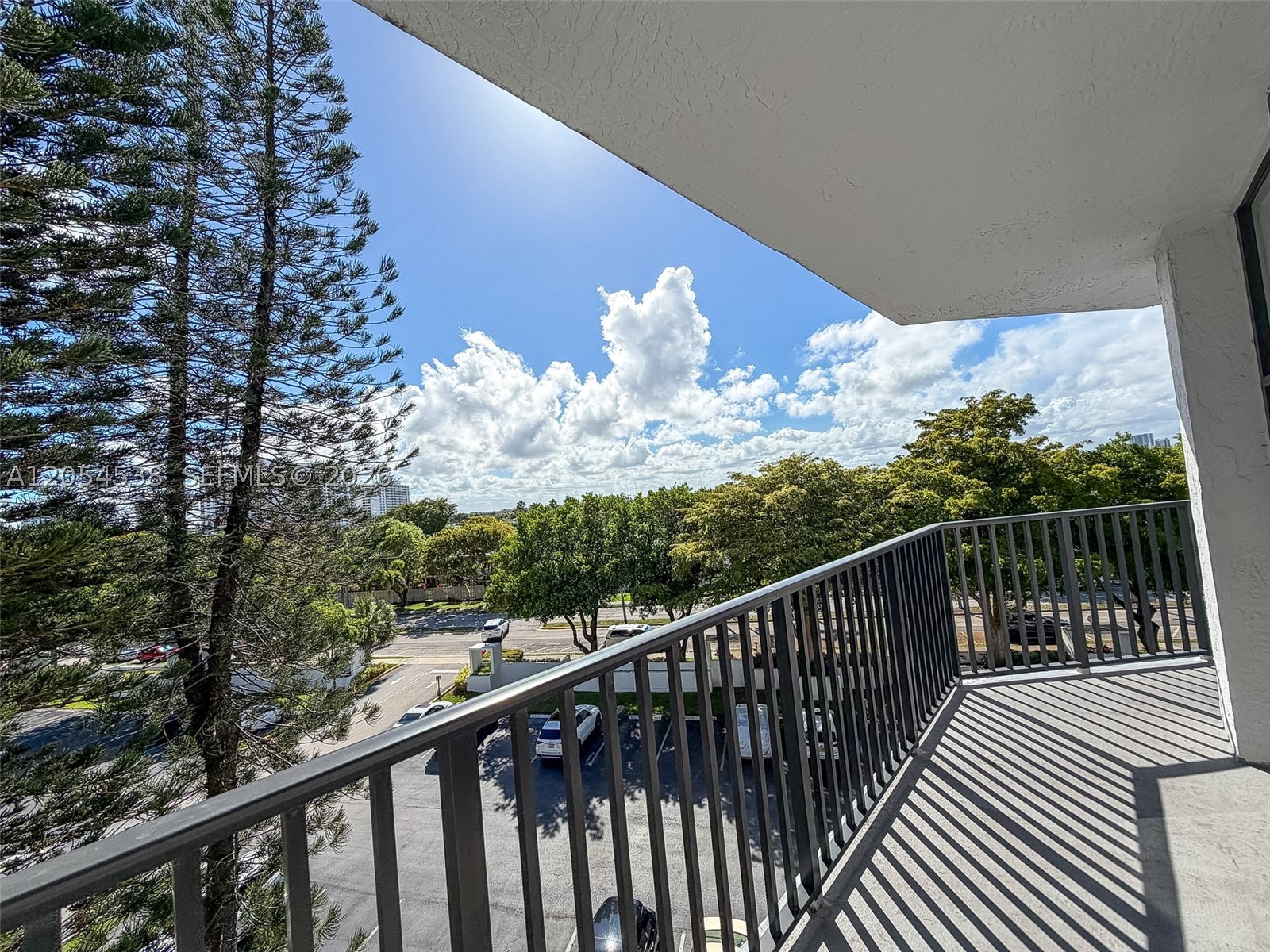OCEANVIEW PARK CONDO - Residential Lease