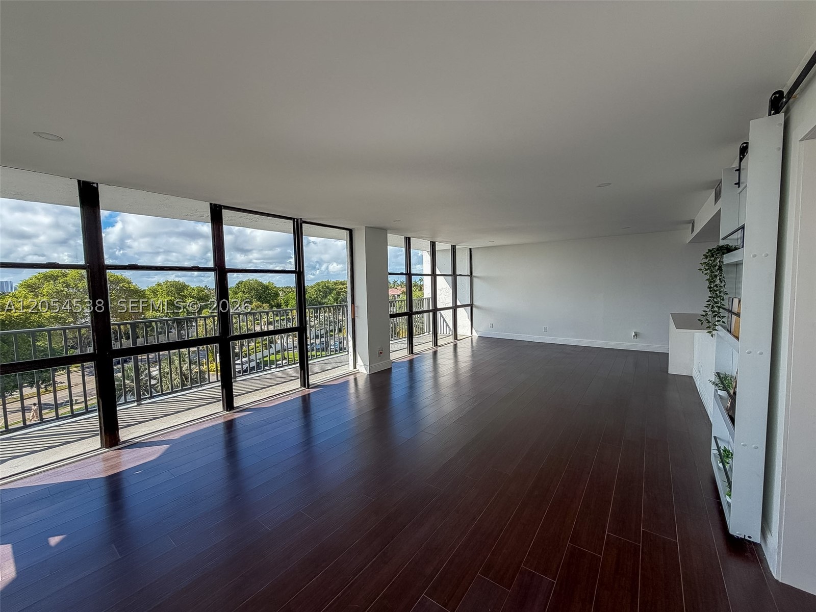 OCEANVIEW PARK CONDO - Residential Lease