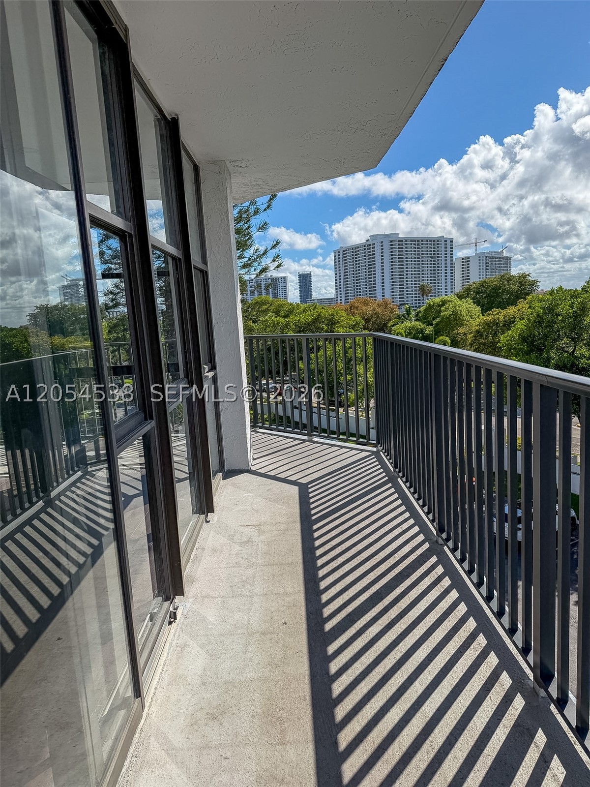 OCEANVIEW PARK CONDO - Residential Lease