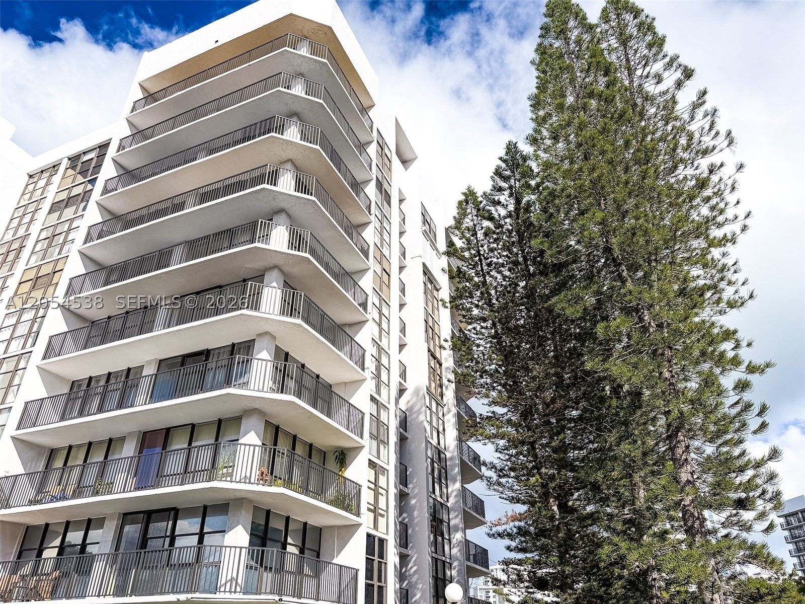 OCEANVIEW PARK CONDO - Residential Lease