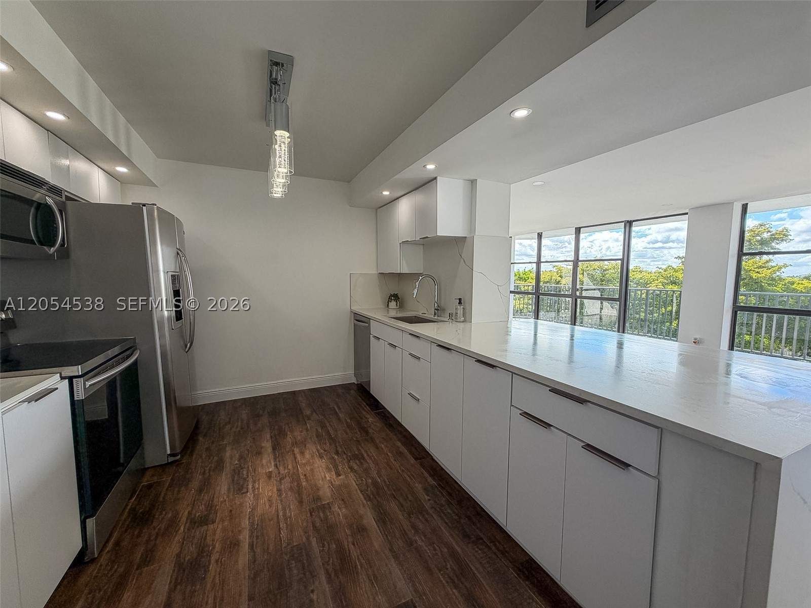 OCEANVIEW PARK CONDO - Residential Lease