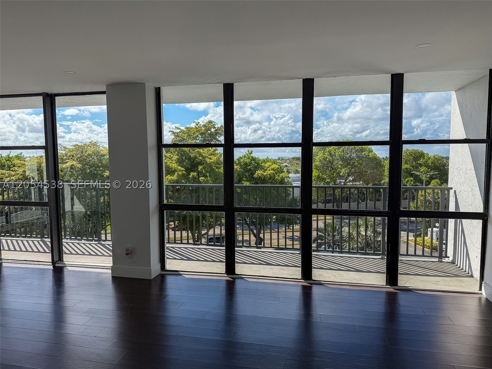 OCEANVIEW PARK CONDO - Residential Lease