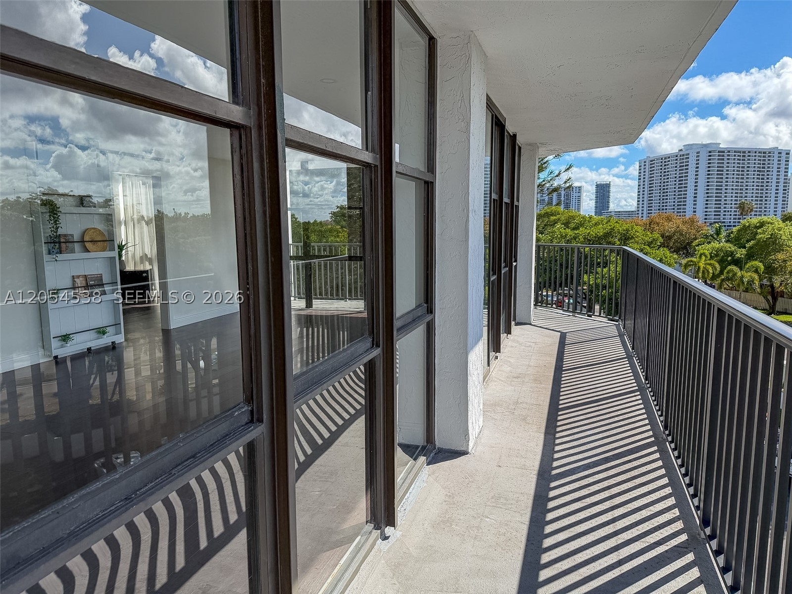 OCEANVIEW PARK CONDO - Residential Lease