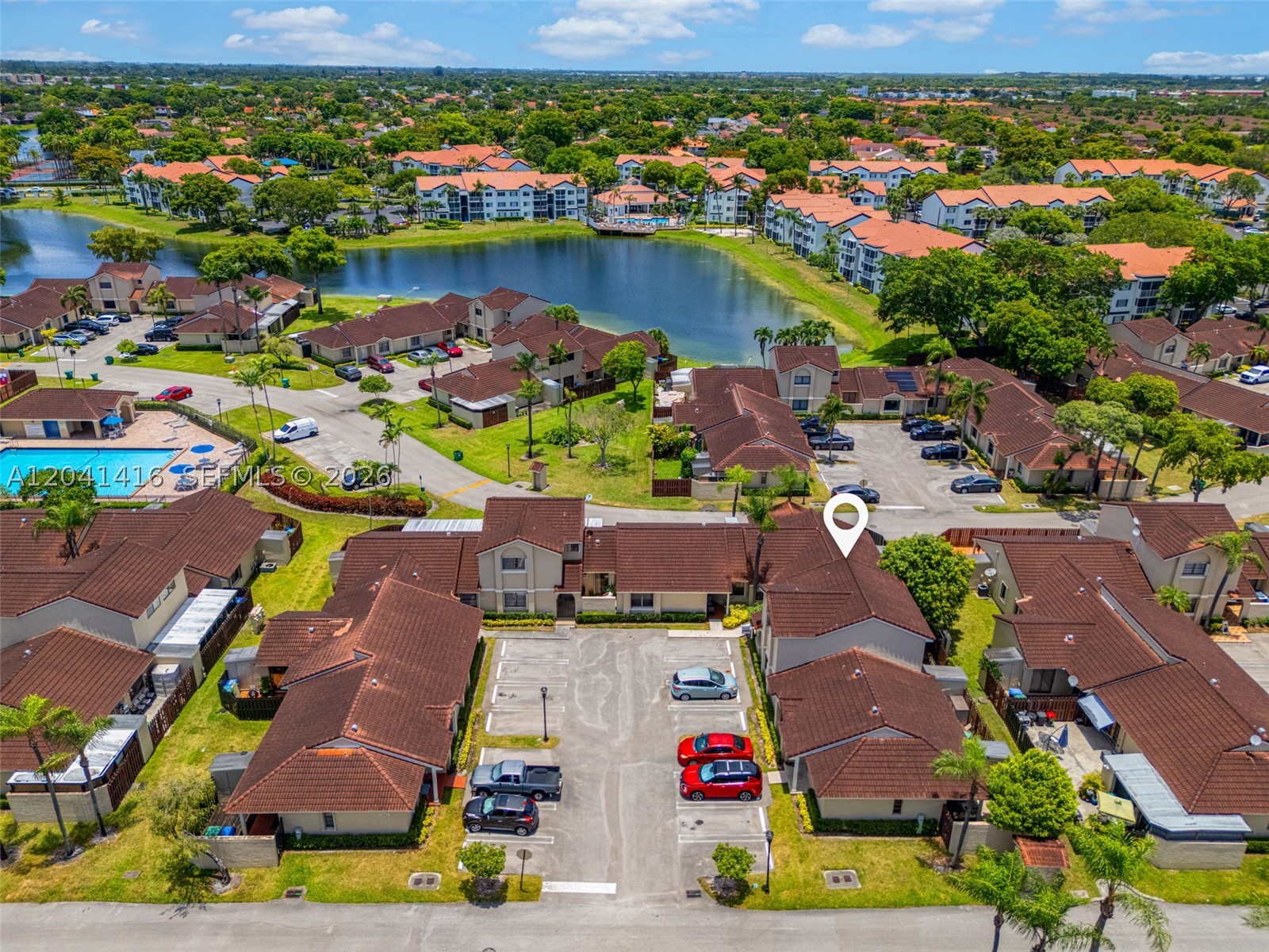 VILLA HOMES AT THE MOORS - Residential