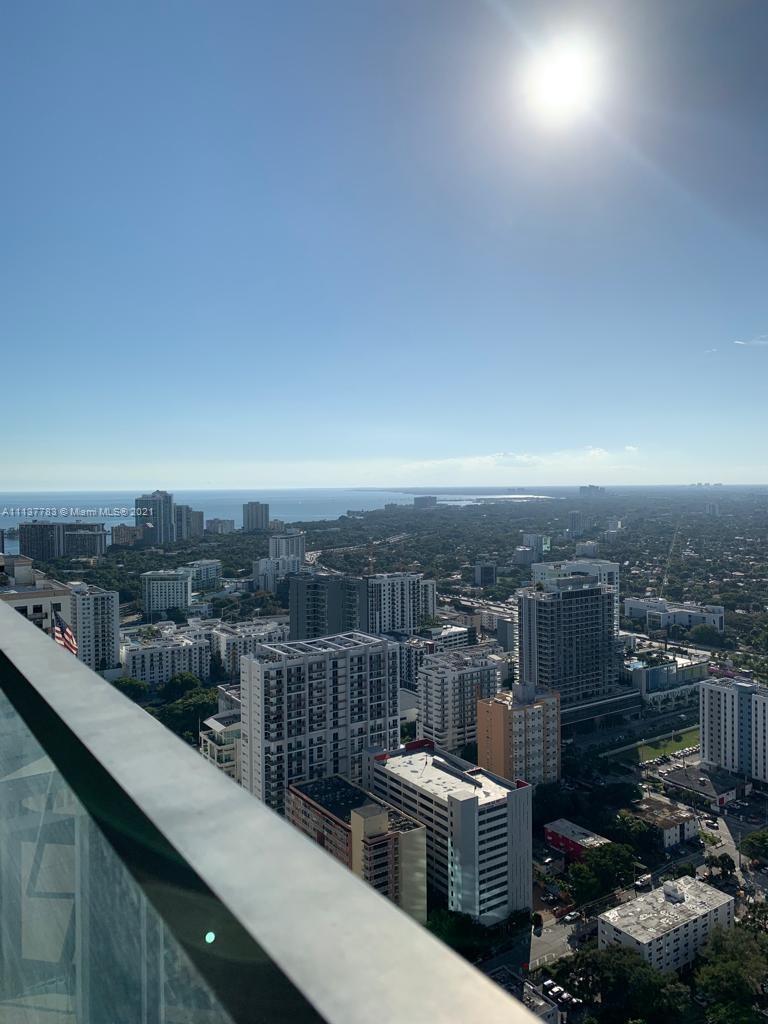 RISE CONDO - Residential Lease