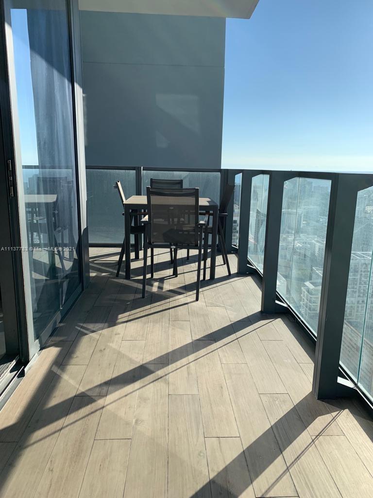 RISE CONDO - Residential Lease