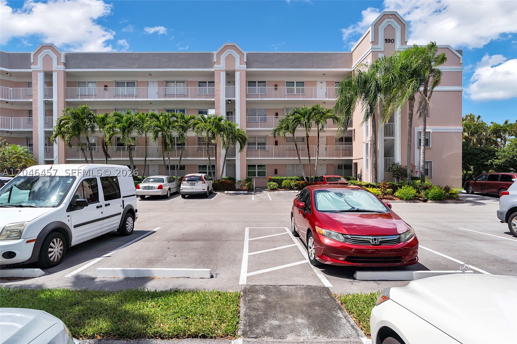 SUNRISE LAKES 190 CONDO - Residential
