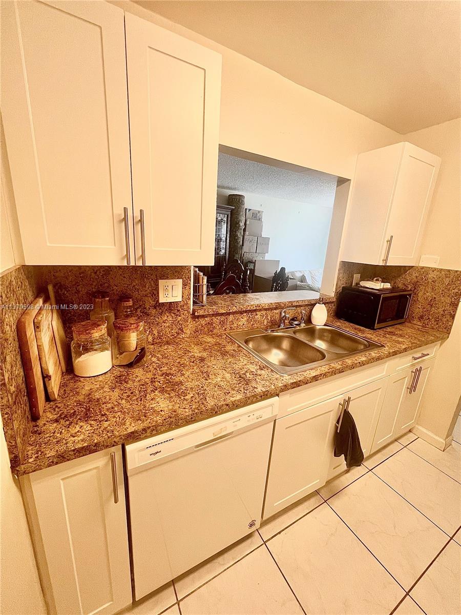 CORAL WAY GARDENS CONDO - Residential