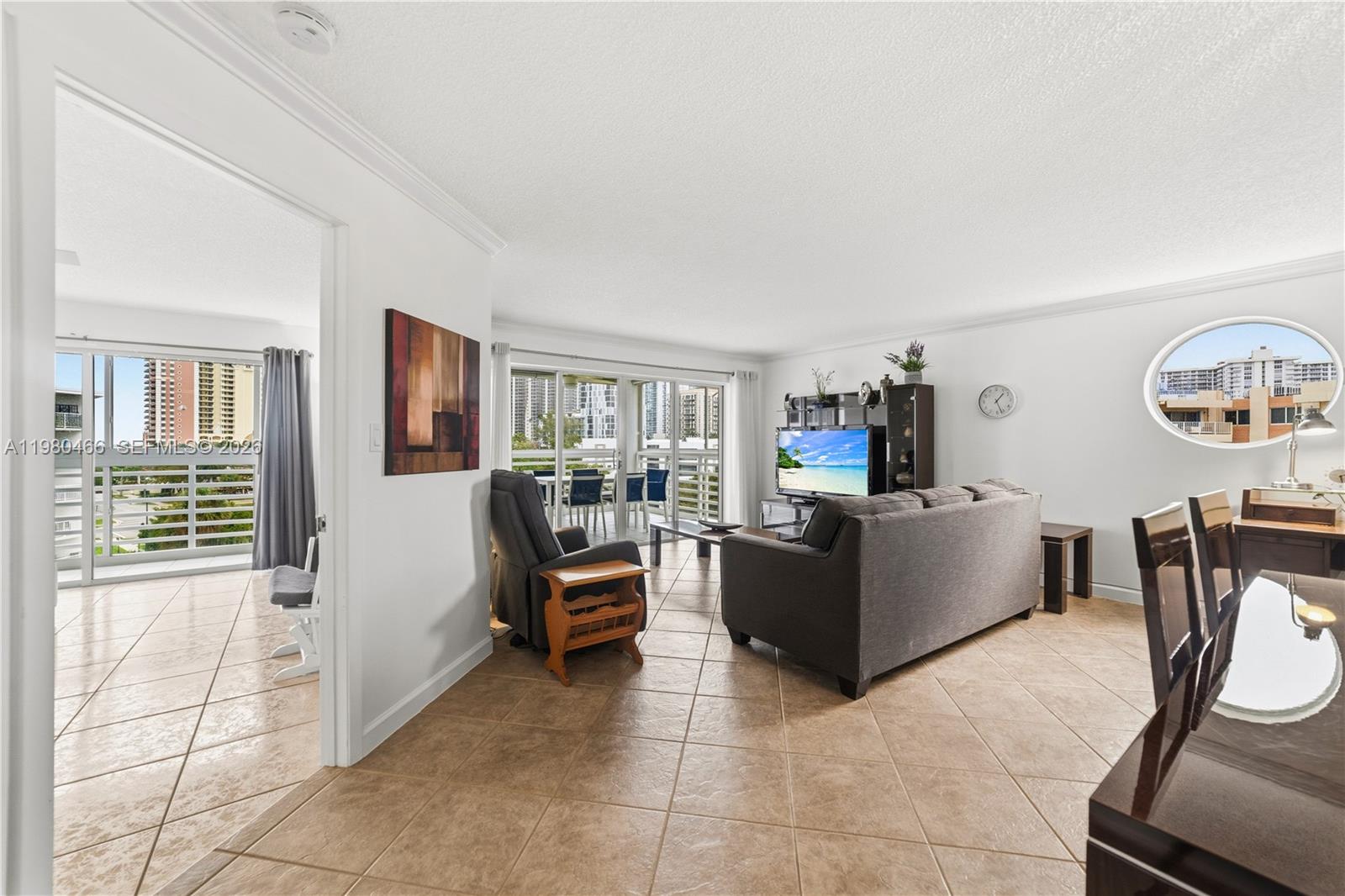 LE FRONTENAC CONDO - Residential