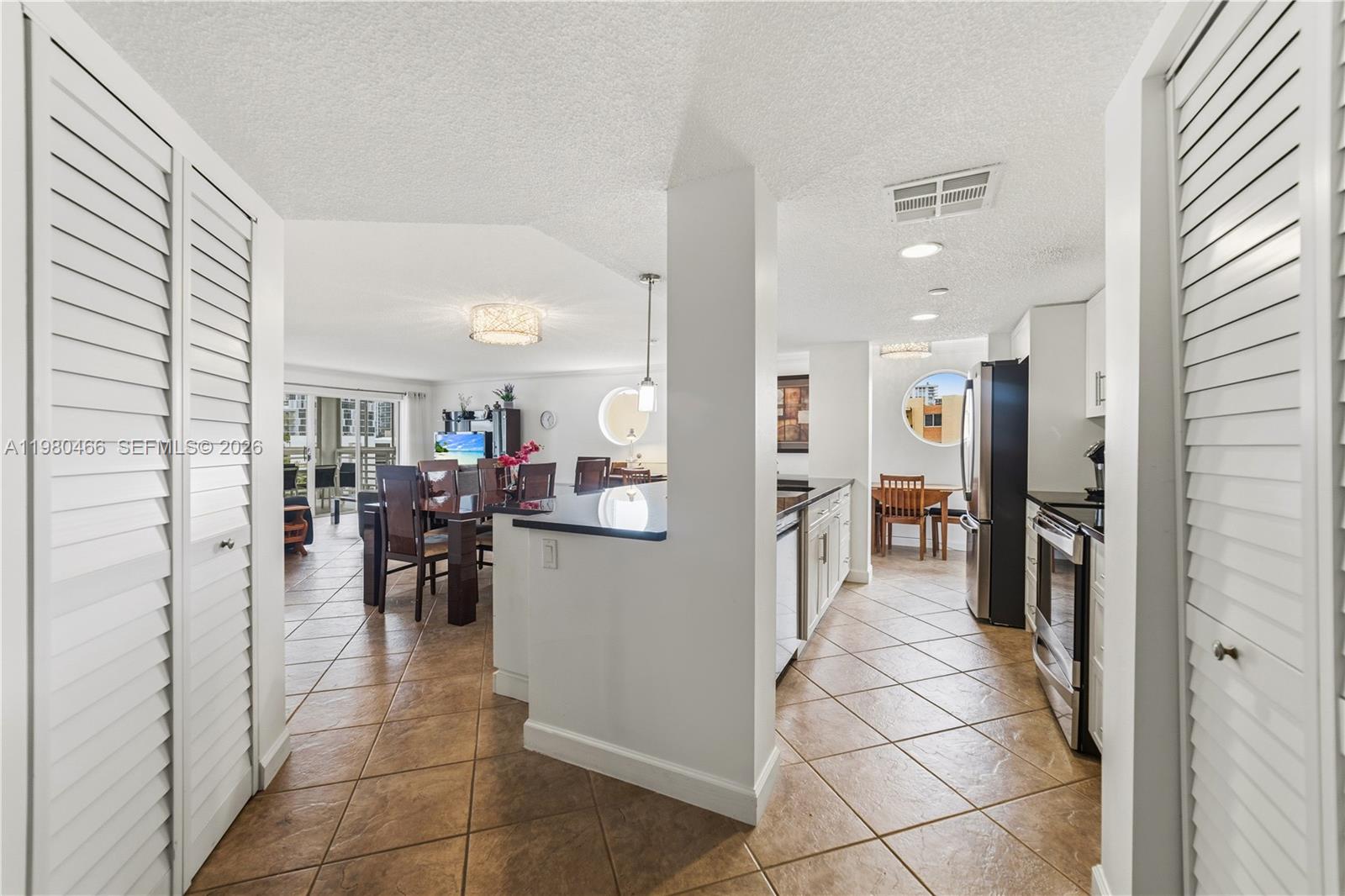 LE FRONTENAC CONDO - Residential