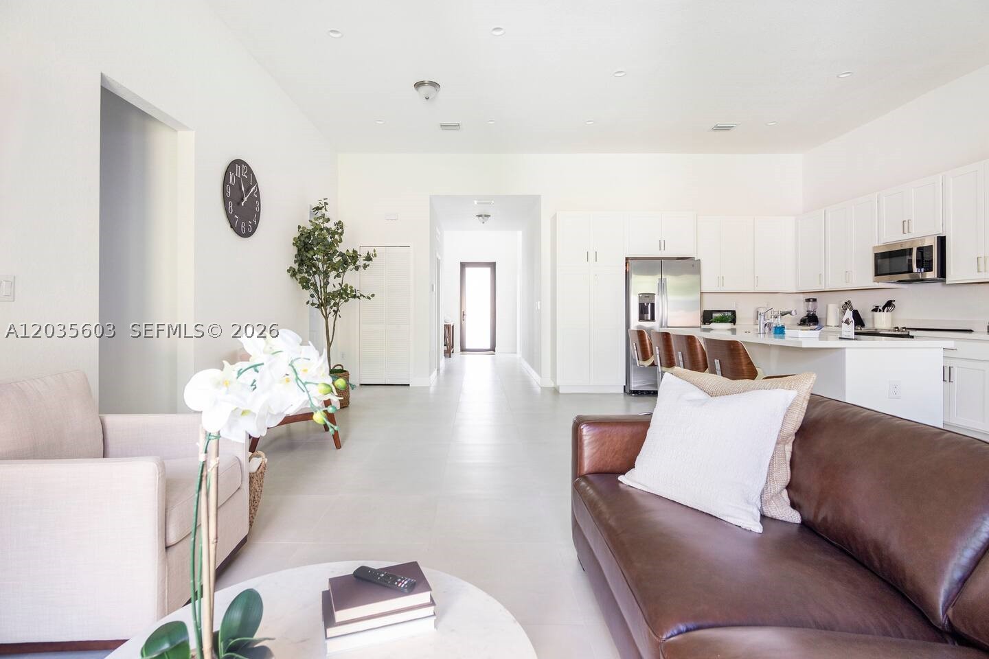 SAN ANTONIO ESTATES - Residential Lease